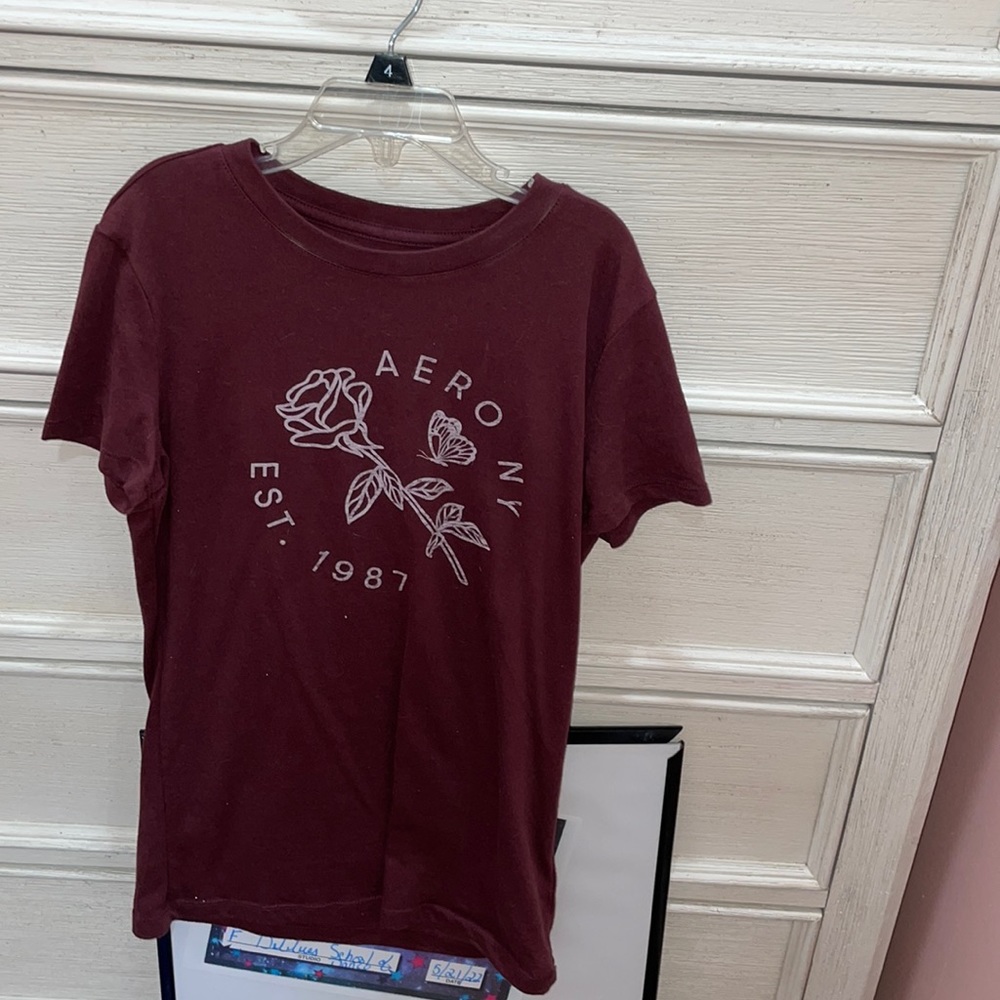 Dark purple/red short sleeve shirt